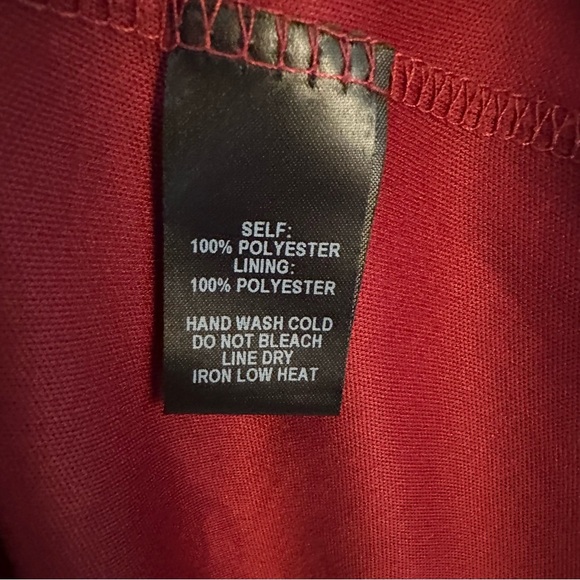 Lulu's | Elegant Burgundy V-Neck Long Sleeve Shift Dress Size Small - Picture 8 of 9